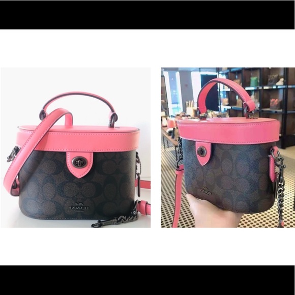 Coach Handbags - Coach Kay Signature Canvas Vanity Case Style Crossbody,